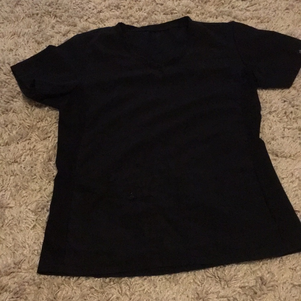 Cherokee Workwear Scrub Top. Black. Small.